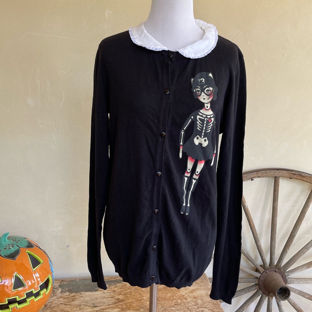 LUCKY THIRTEEN Cardigan Sweater Gothic Horror Halloween Button Front Sz M NWOT